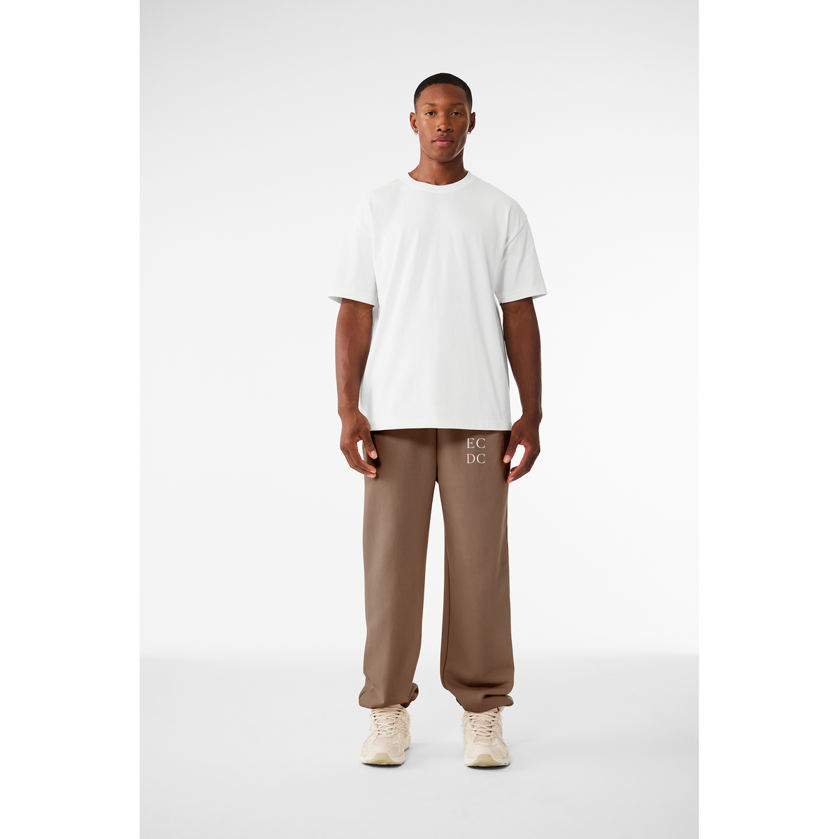 ECDC_BC4737_VintageBrown_Logo1White_Front